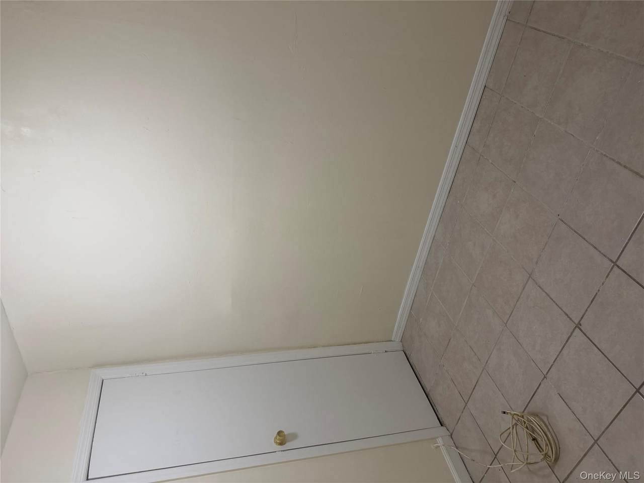 11 Lawrence Street - Photo 1