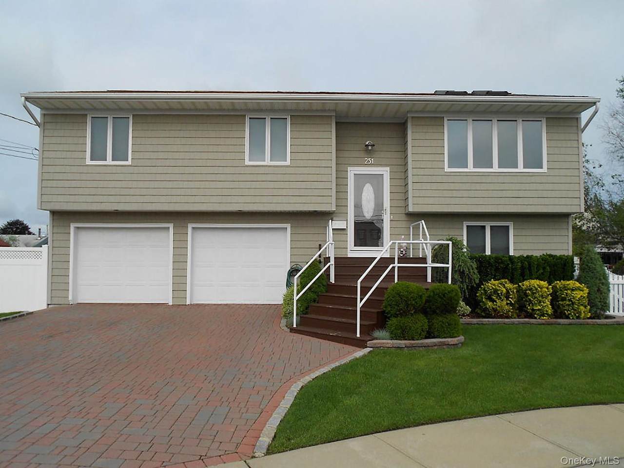 251 Garfield Street - Photo 1