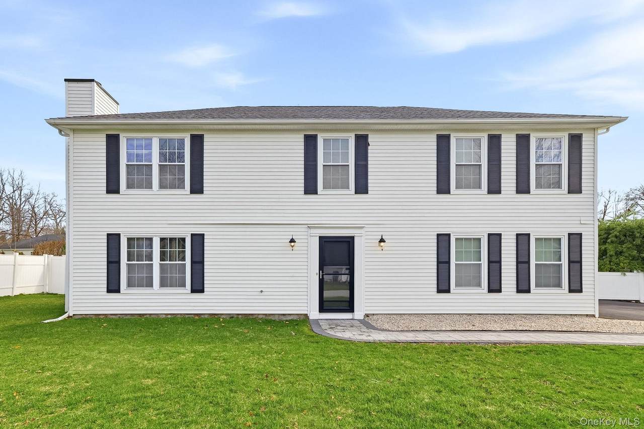 8 Eagle Lane - Photo 1