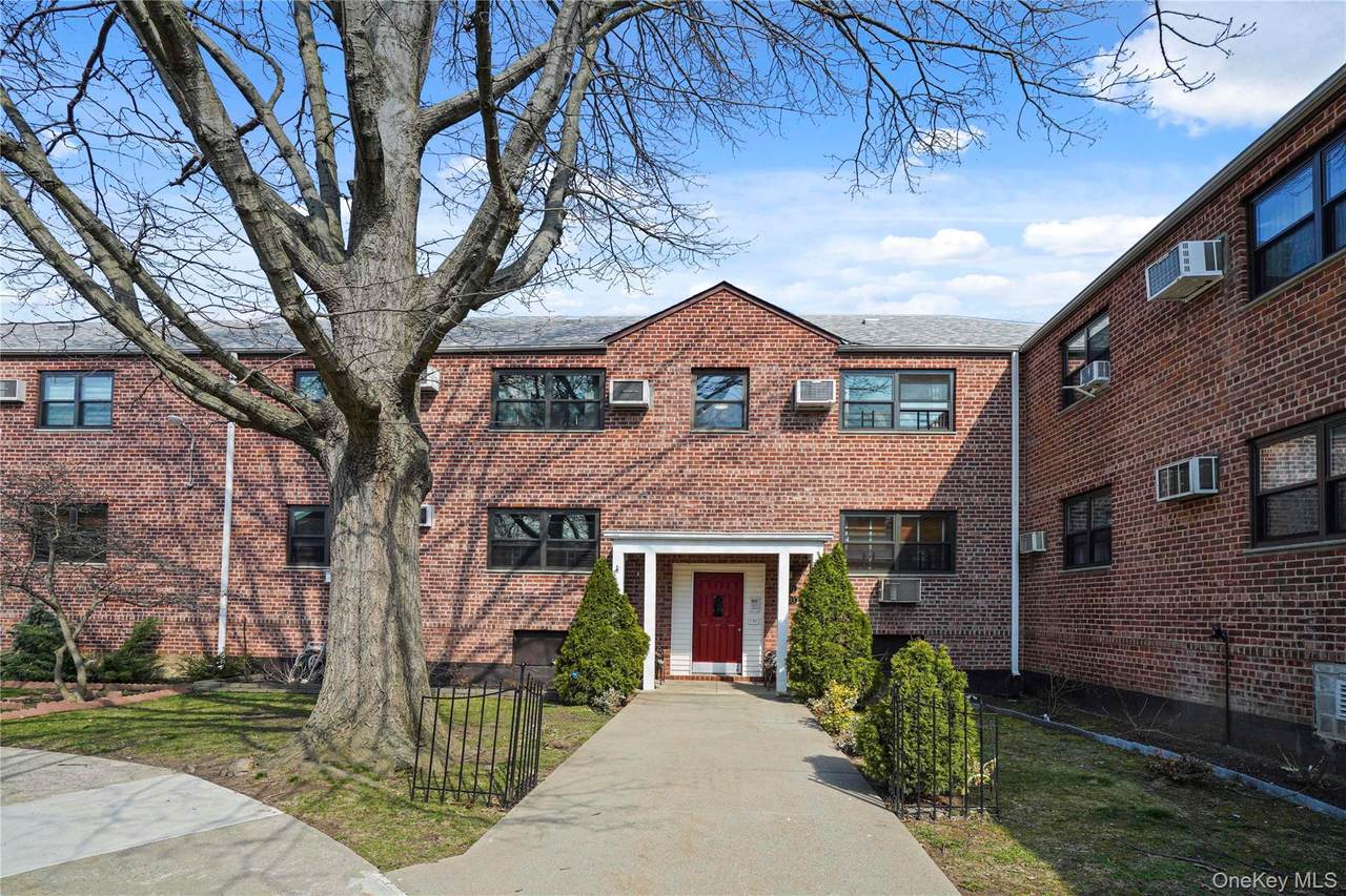 80-01 156th Avenue - Photo 1