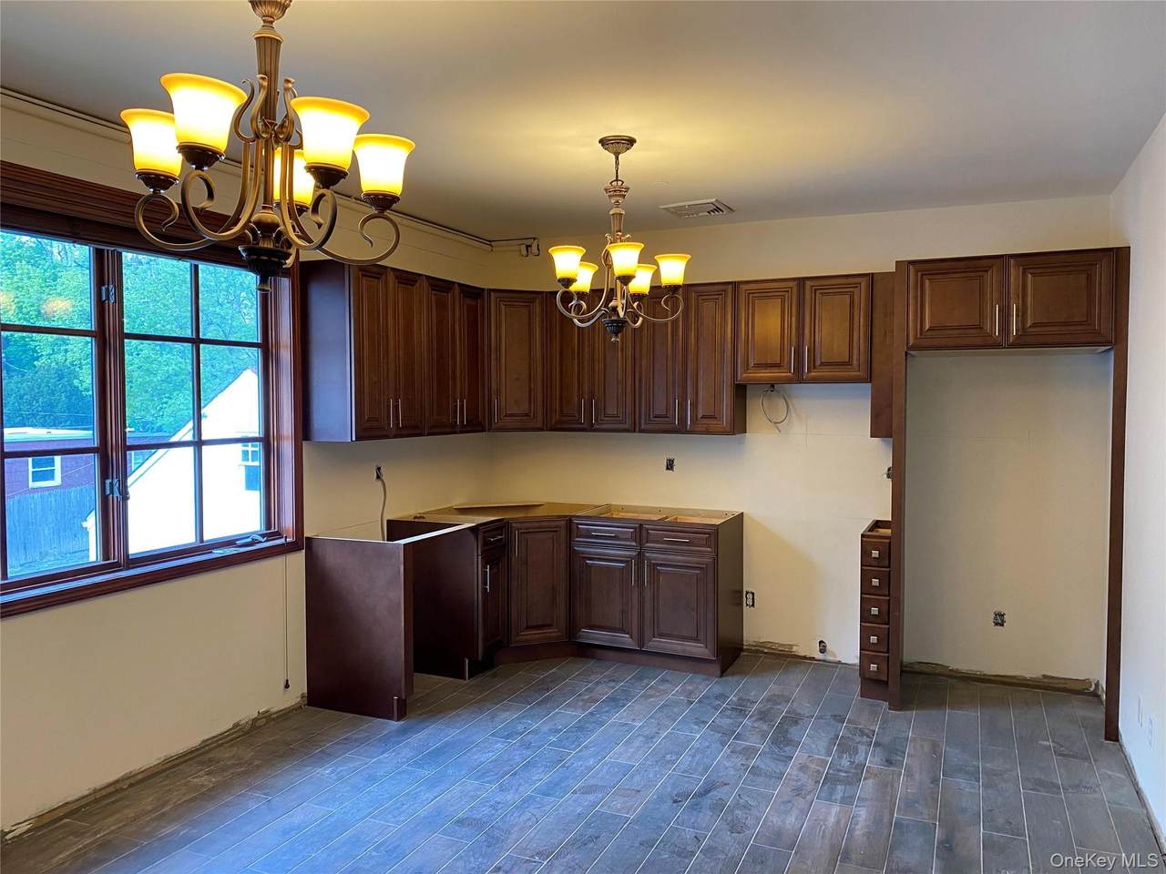 21 Cedar Swamp Road - Photo 1