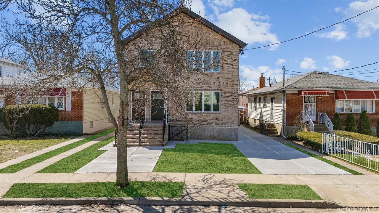 21916 141st Avenue - Photo 1