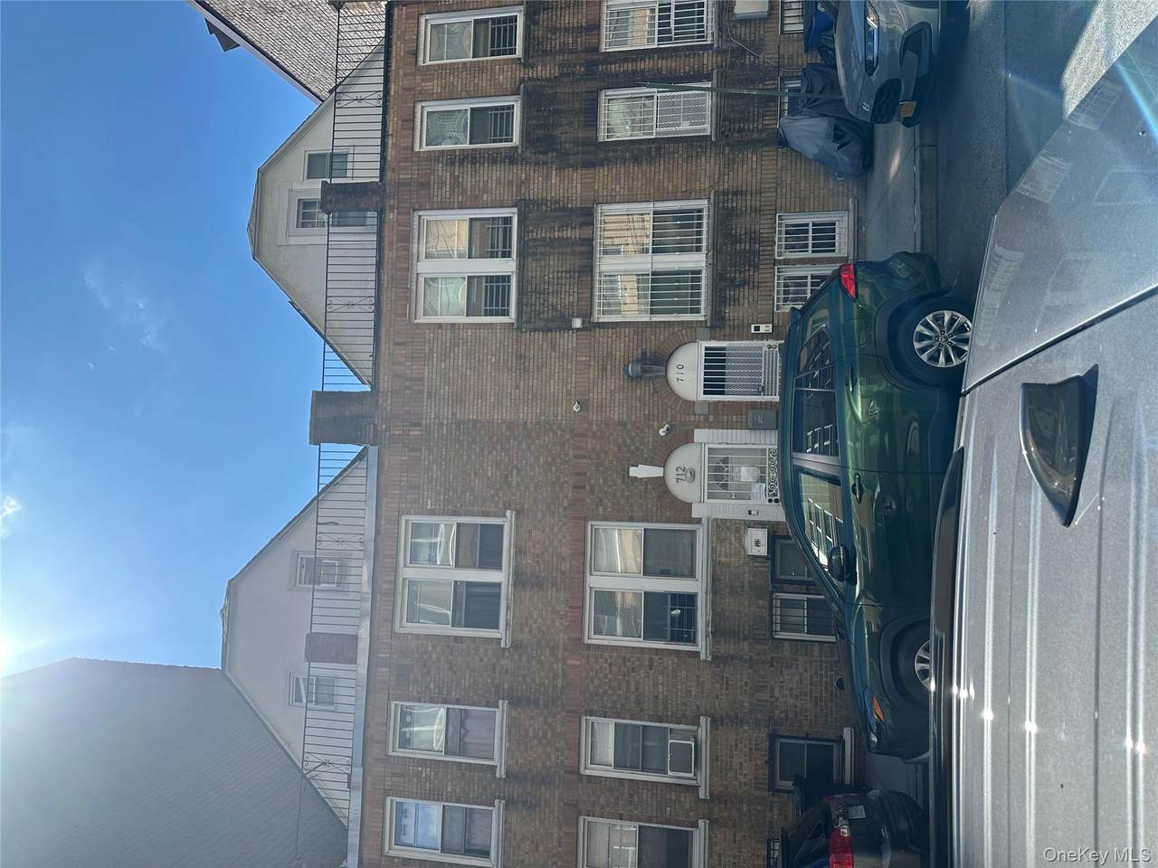 712 211th Street - Photo 1