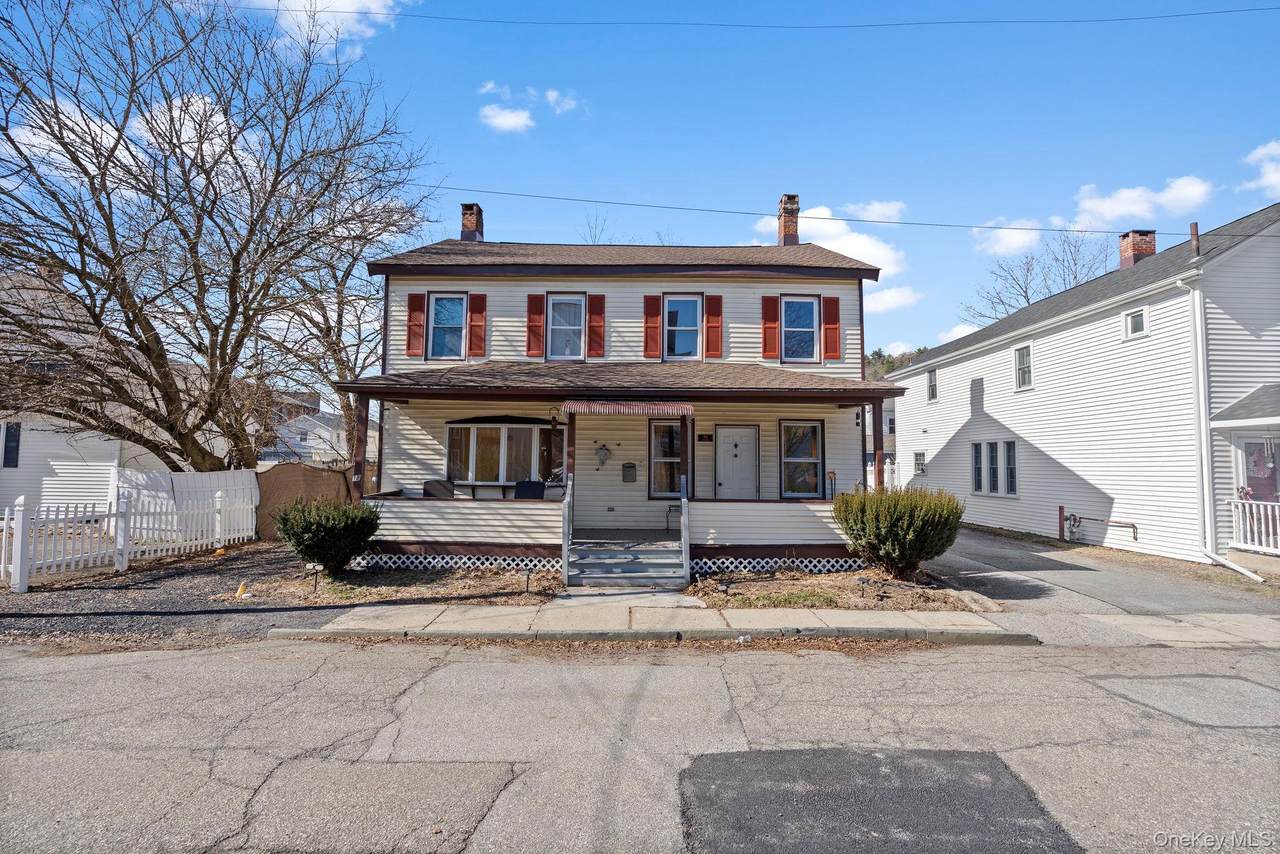 18 Spring Street - Photo 1