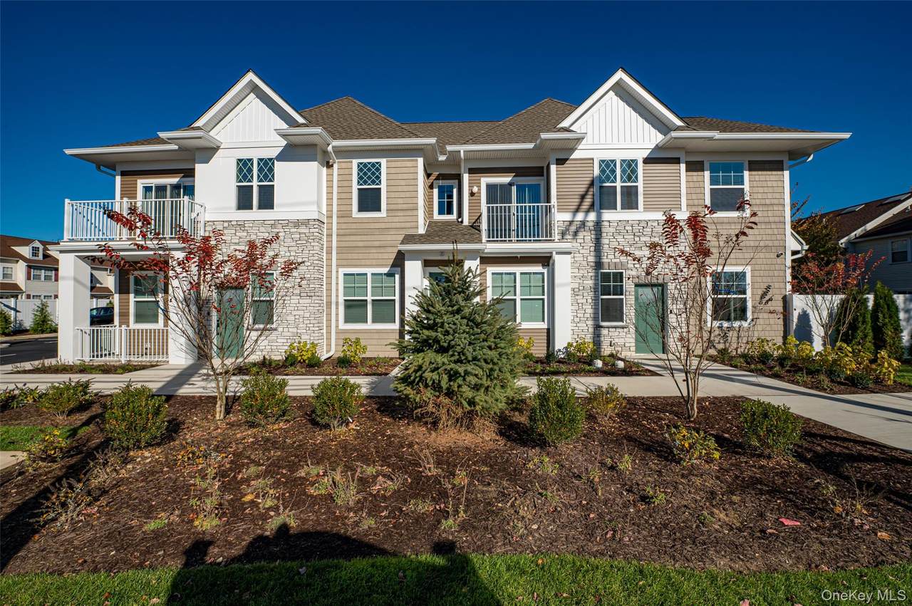 1 Conklin Street - Photo 1