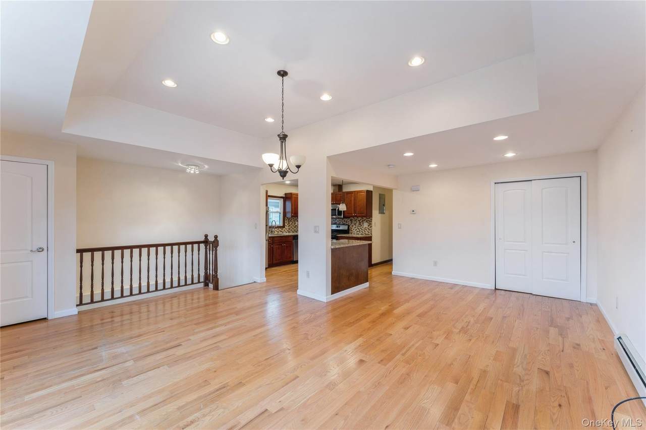 228-20 Edgewood Avenue - Photo 1