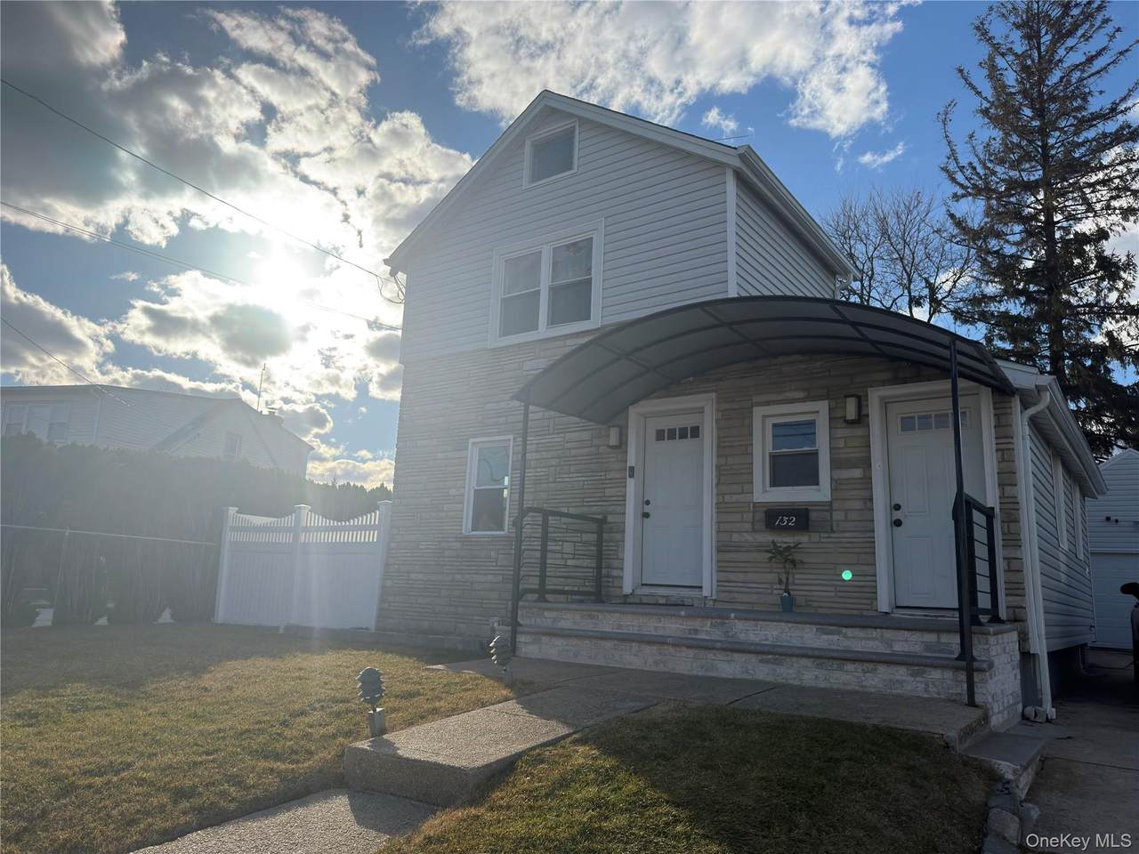 132 Shaw Avenue - Photo 1