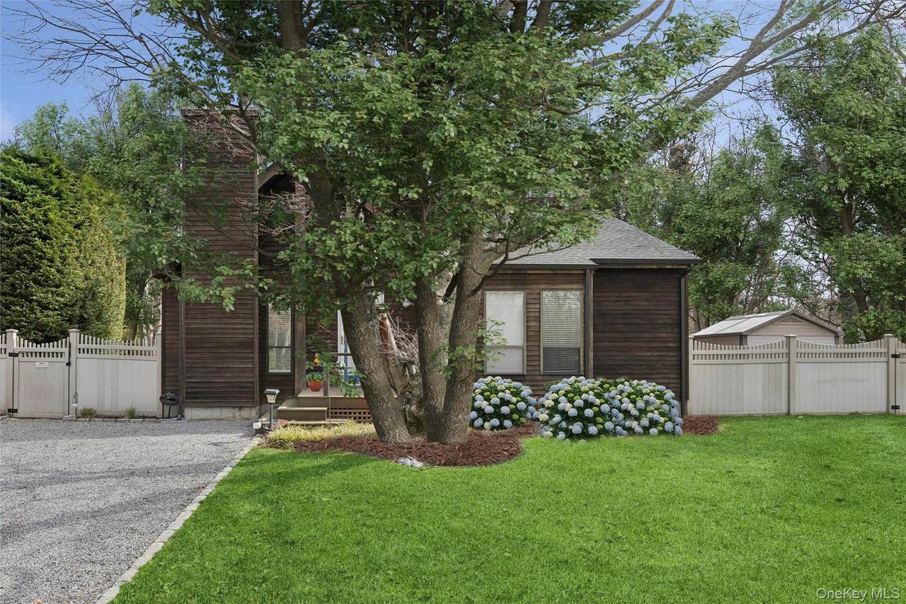 131 Lewis Road - Photo 1