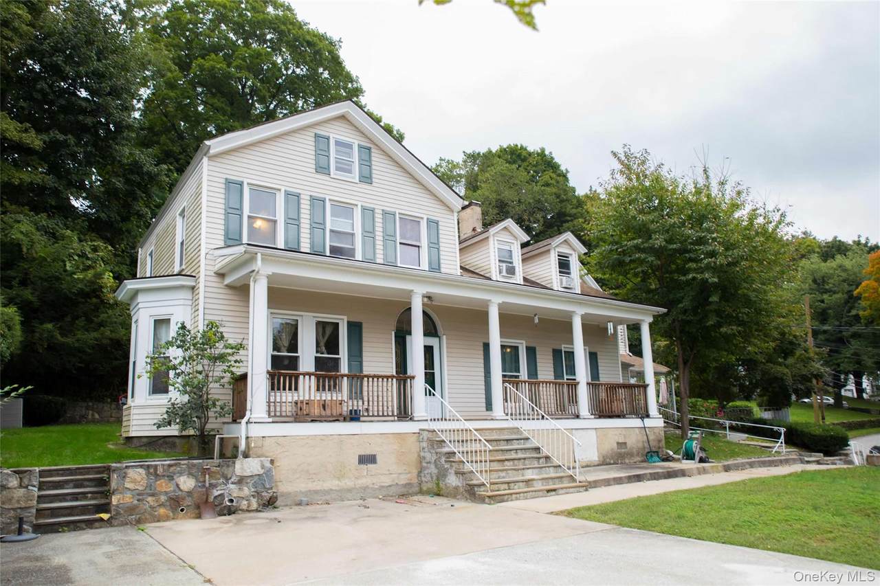 128 Lakeview Avenue - Photo 1