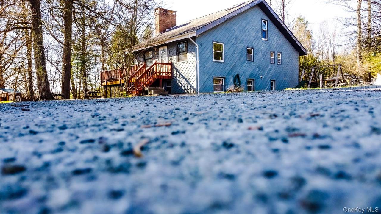 19 Morris Drive - Photo 1