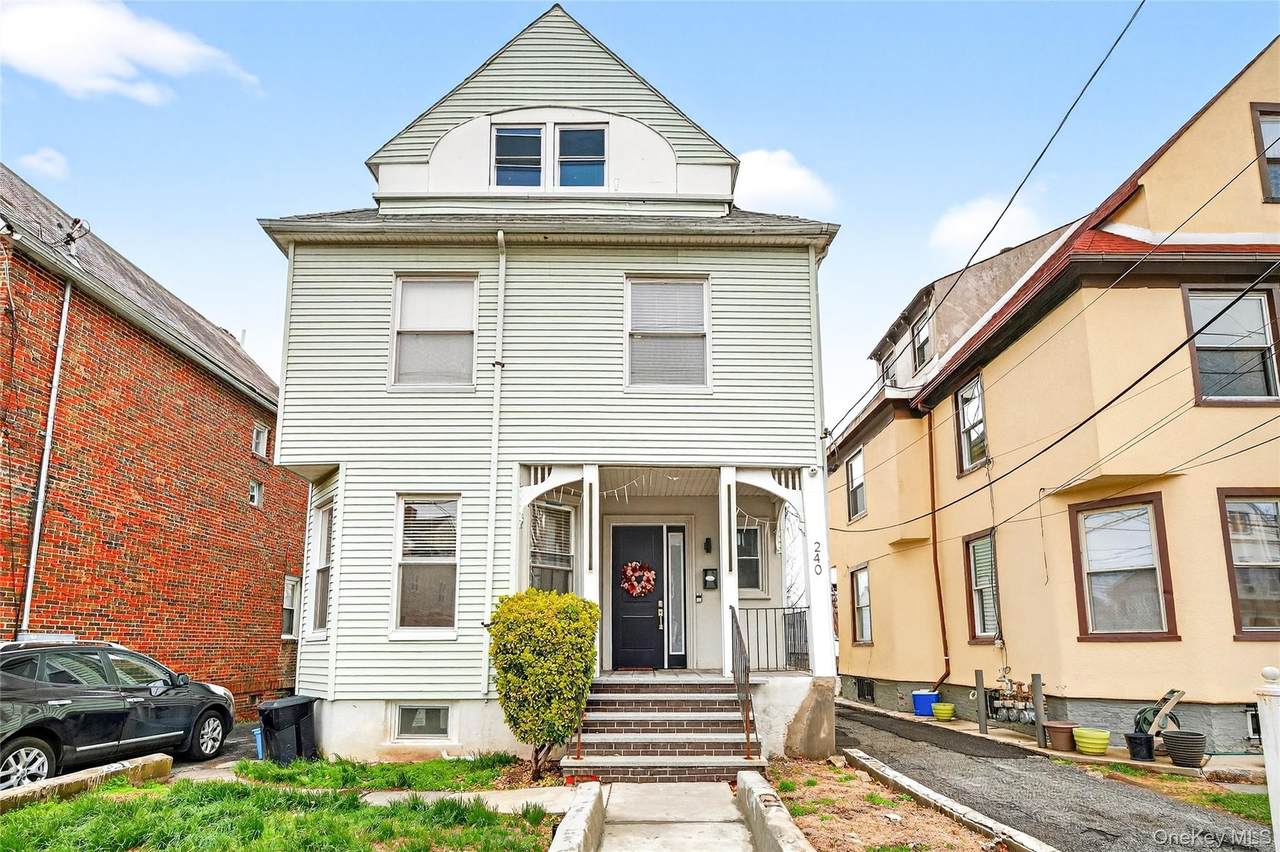 240 10th Avenue - Photo 1