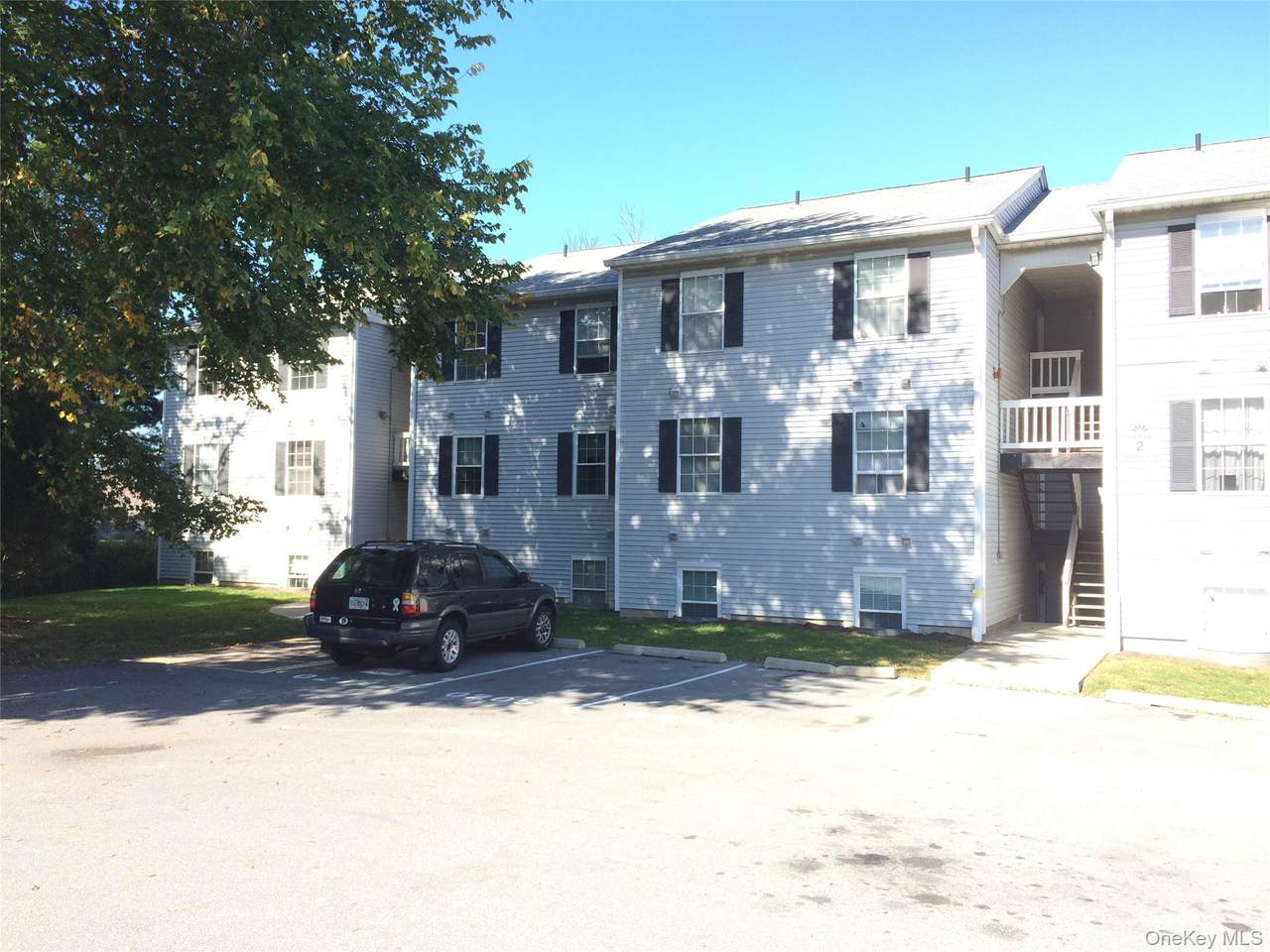 2 Lexington Hill - Photo 1