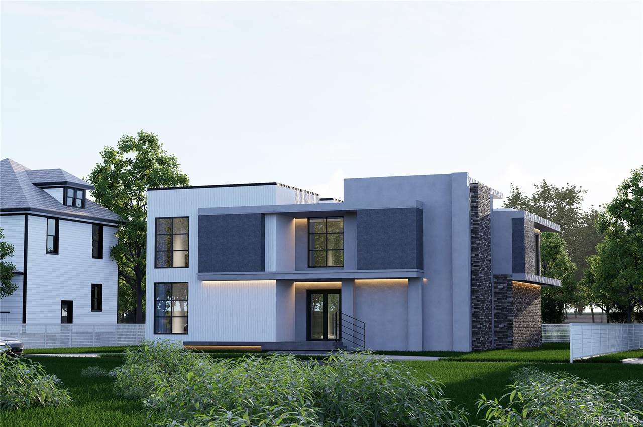 315 Lyon Street - Photo 1