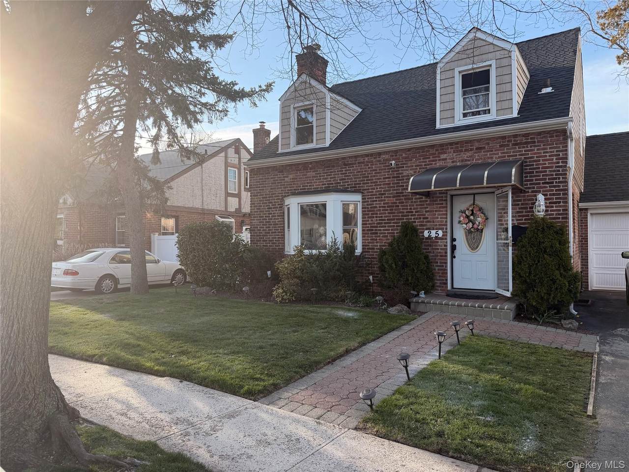 25 Crowell Street - Photo 1