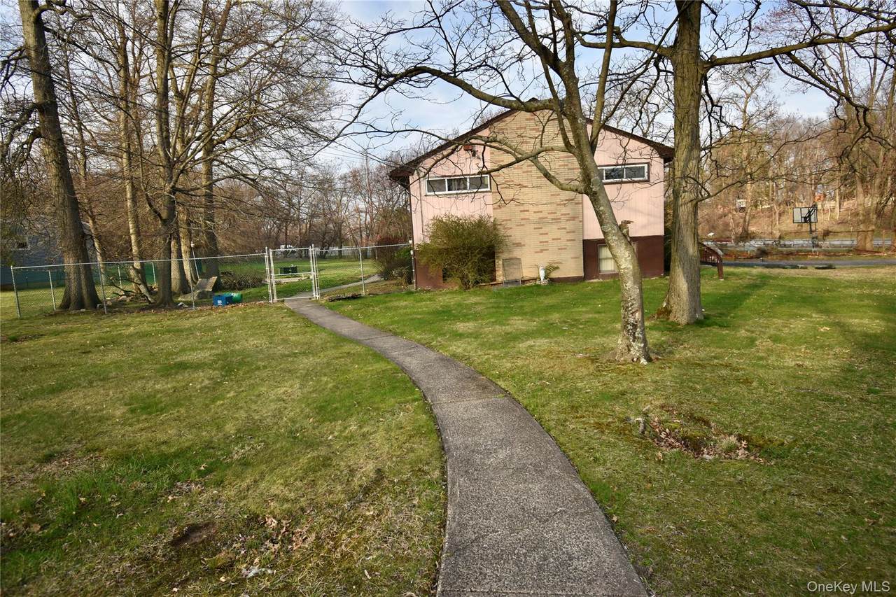 130 Scotland Hill Road - Photo 1