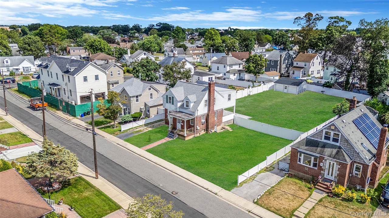 16 Felton Avenue - Photo 1