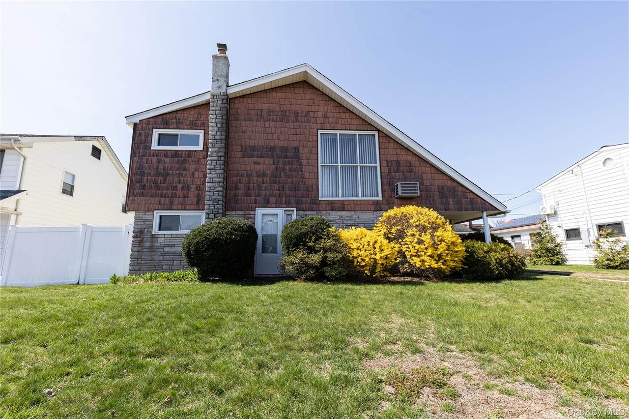 2492 2nd Street - Photo 1