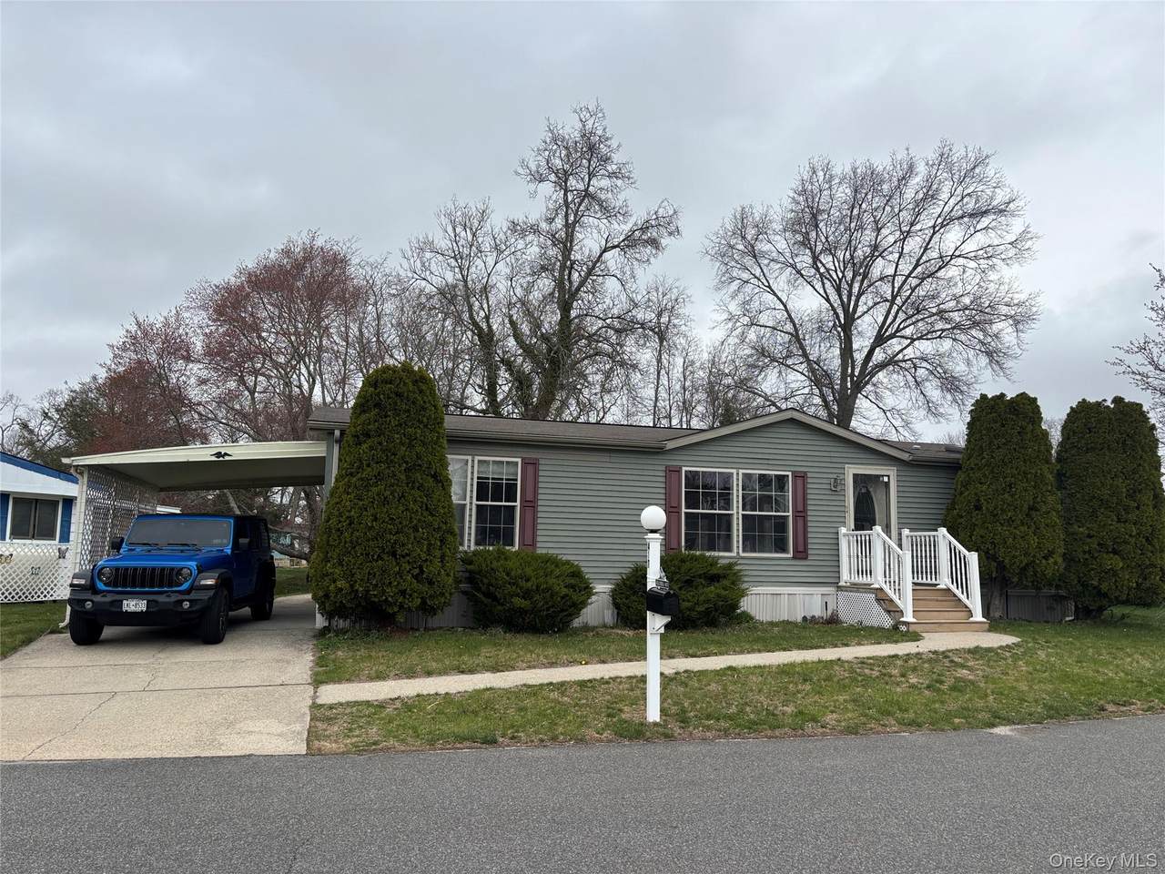 1661 Old Country Road - Photo 1