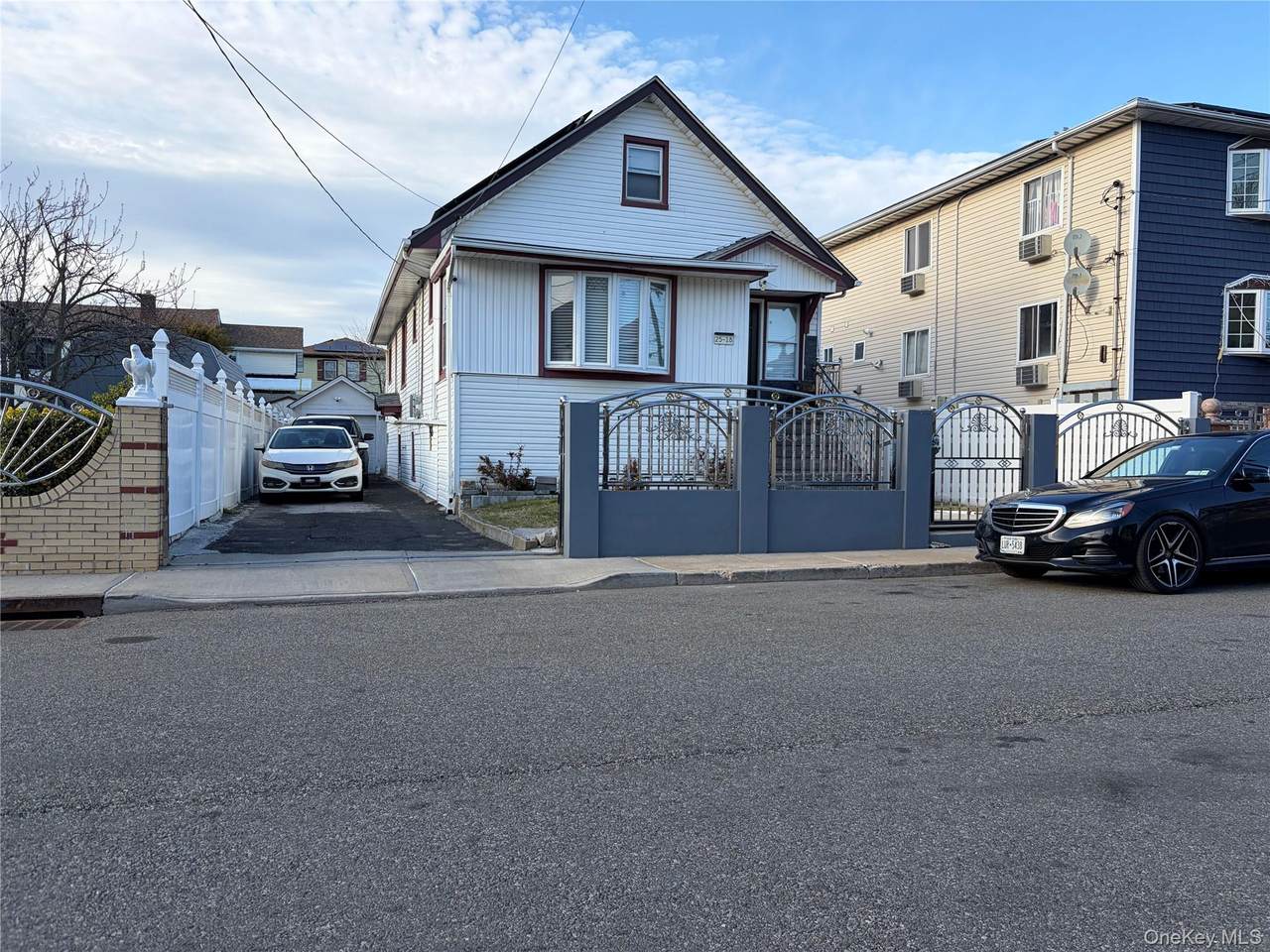 2518 Deerfield Road - Photo 1