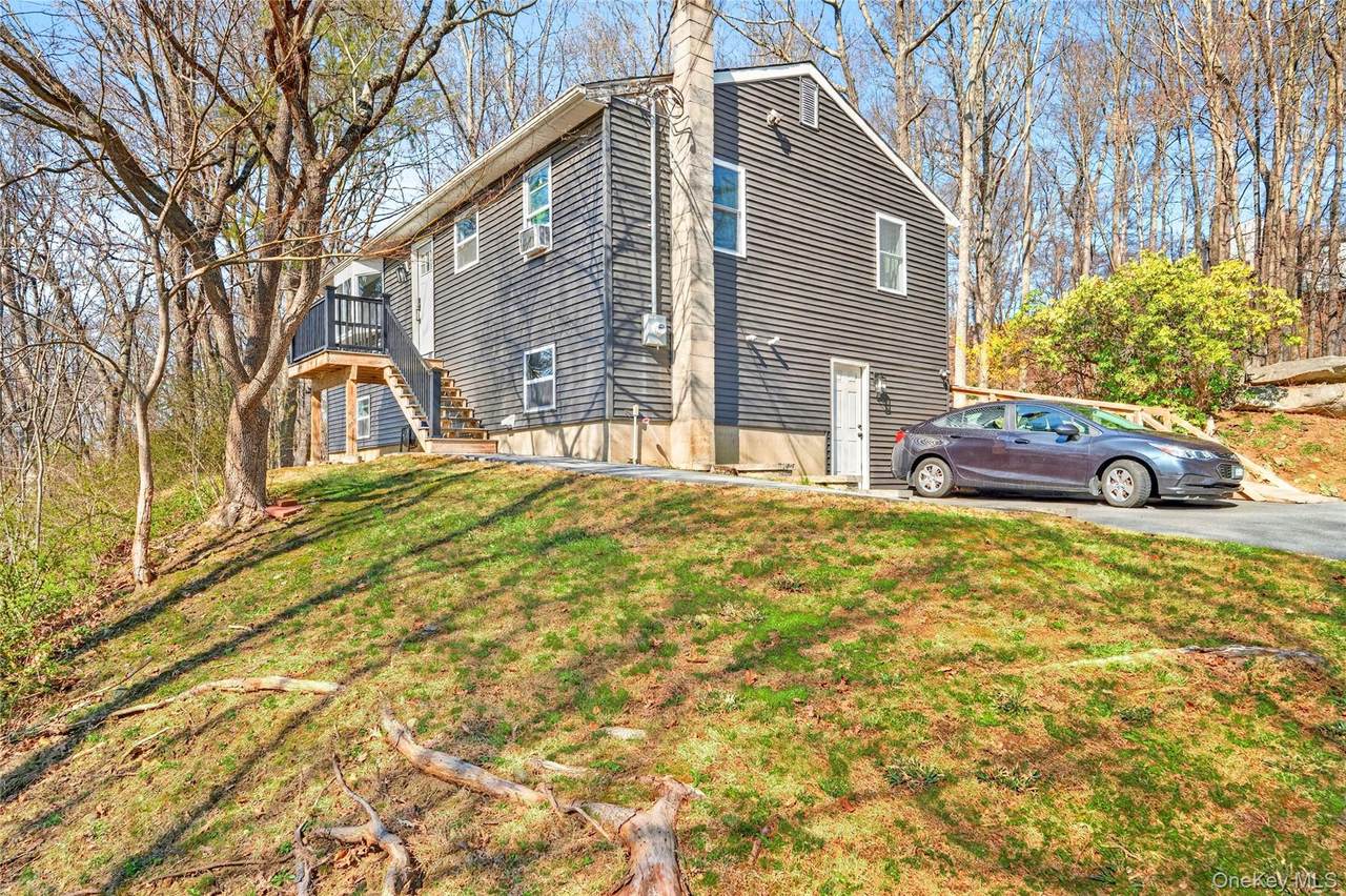 11 Colonel Glenn Drive - Photo 1