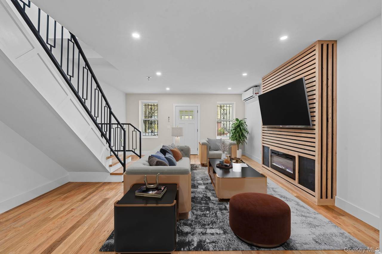 518 29th Street - Photo 1