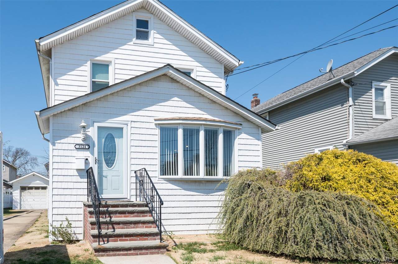 3124 Ralph Avenue - Photo 1
