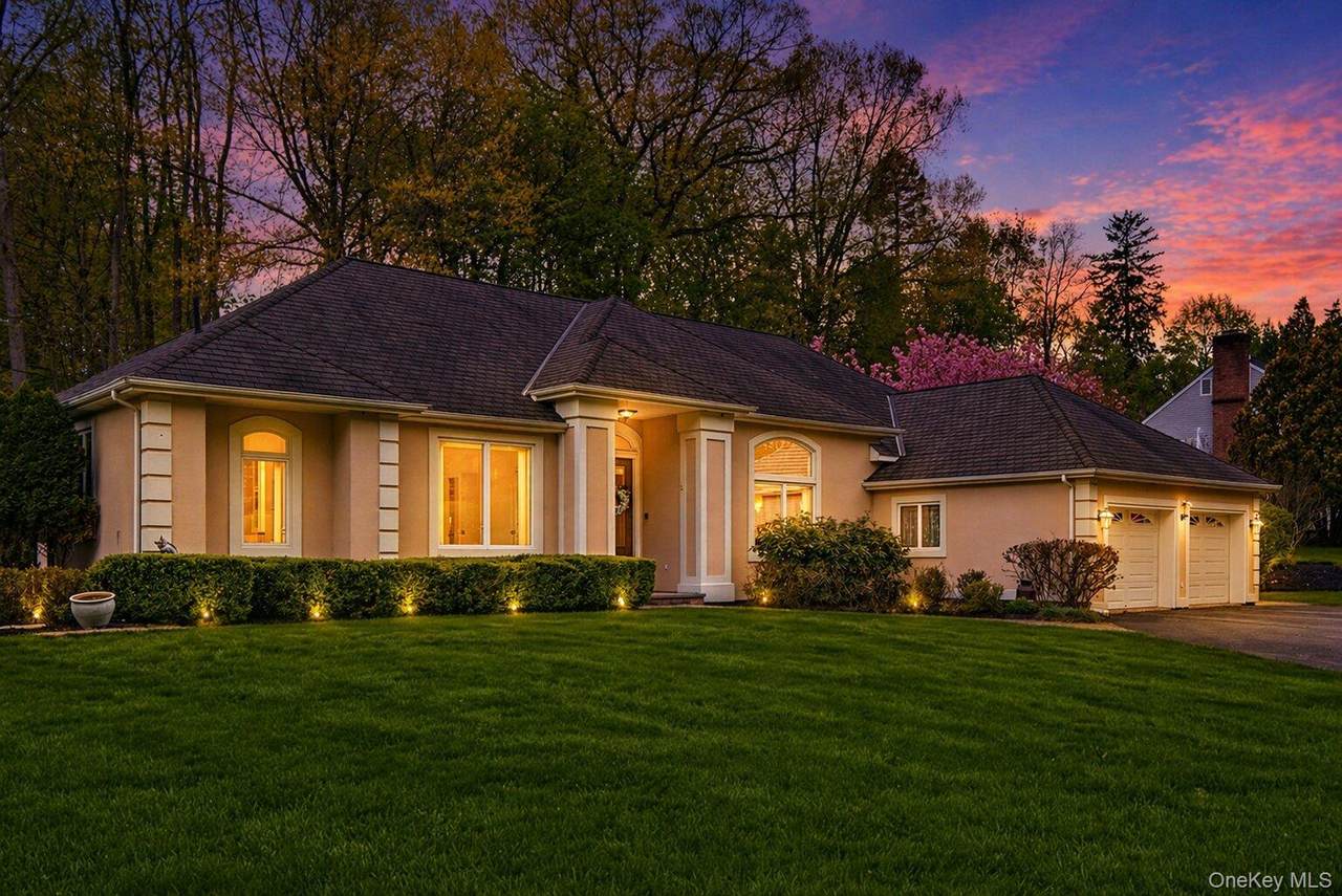 14 Glen Lane - Photo 1