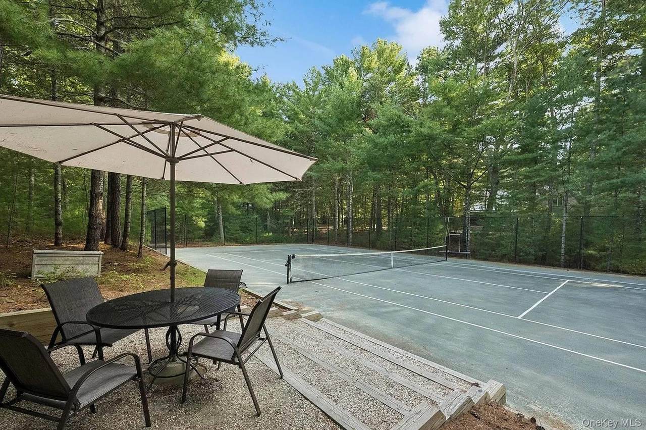 33 Oak Hill Lane - Photo 1