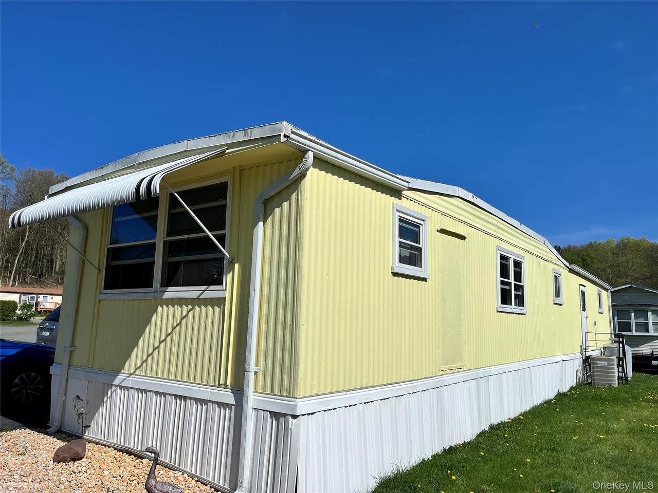 406 4th Avenue - Photo 1
