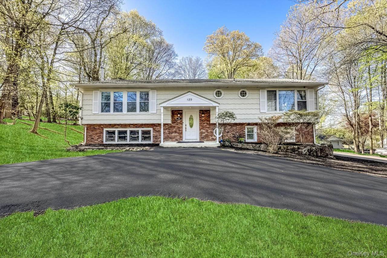 129 Willow Tree Road - Photo 1