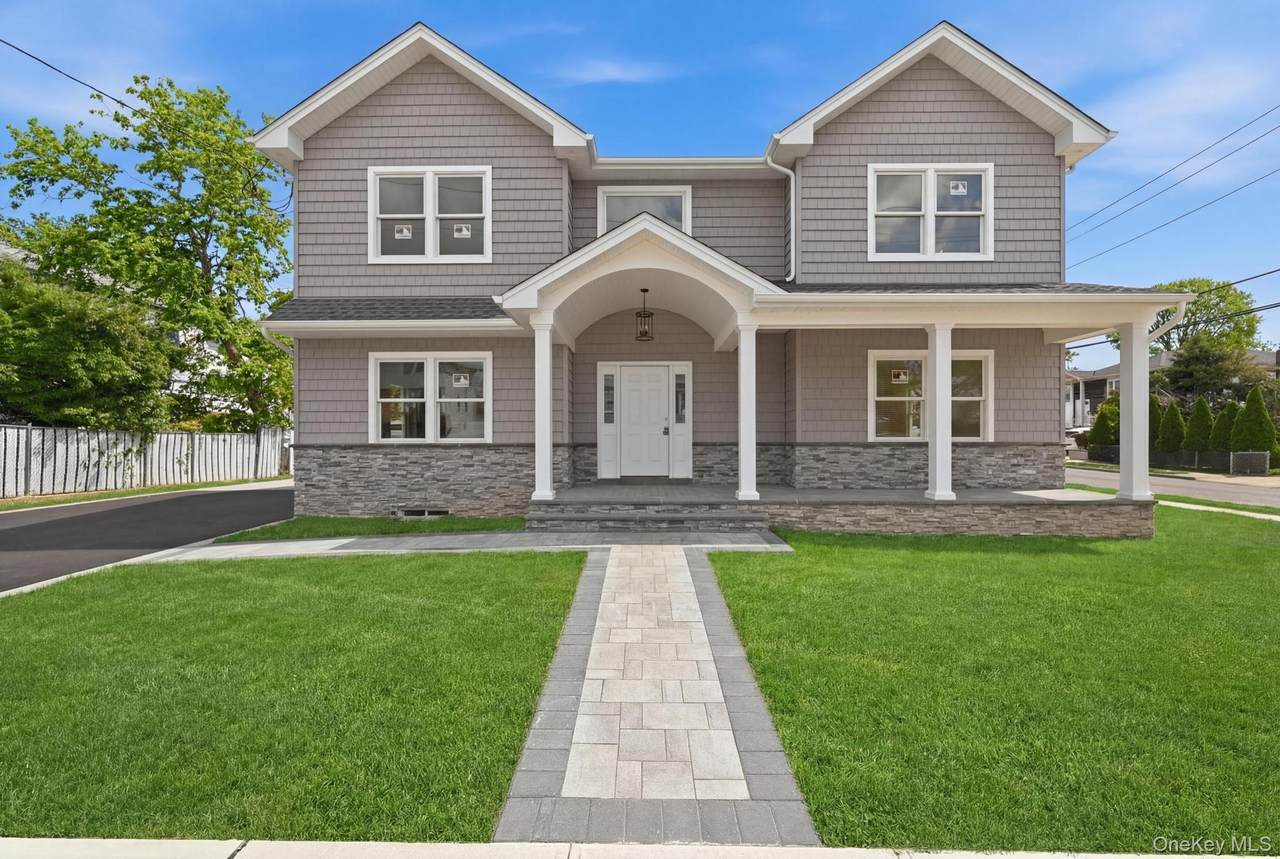 447 Keller Avenue - Photo 1