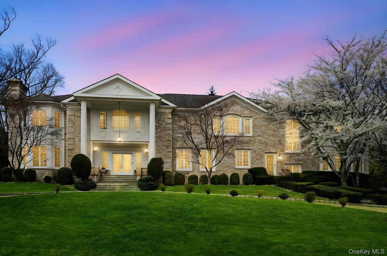 2 Coventry Court - Photo 1