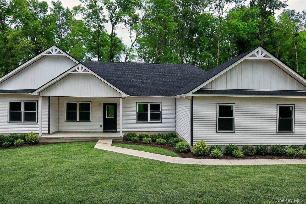 12 Tamarack Drive - Photo 1