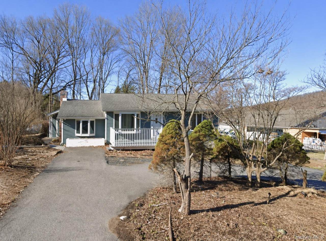 6 Merriewold Lane - Photo 1