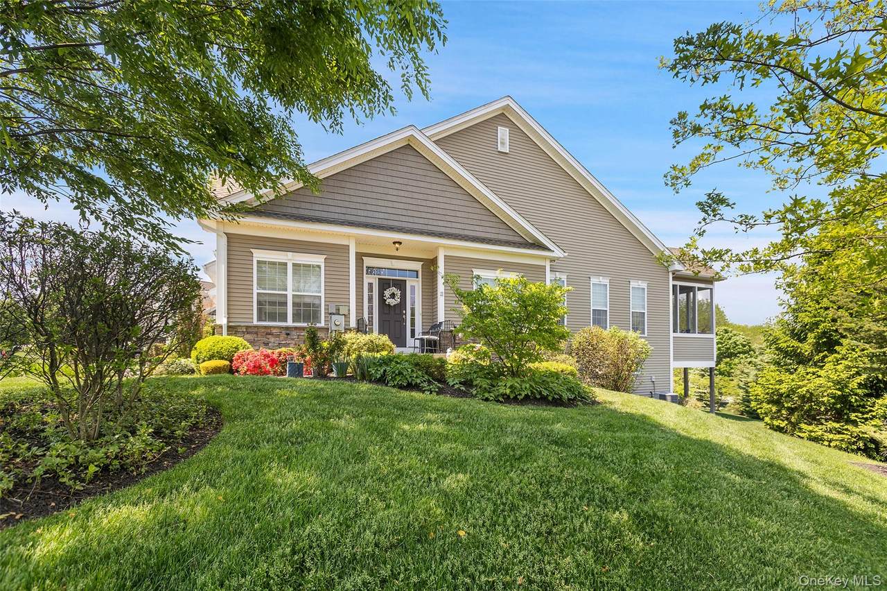 2 Avondale Lane - Photo 1
