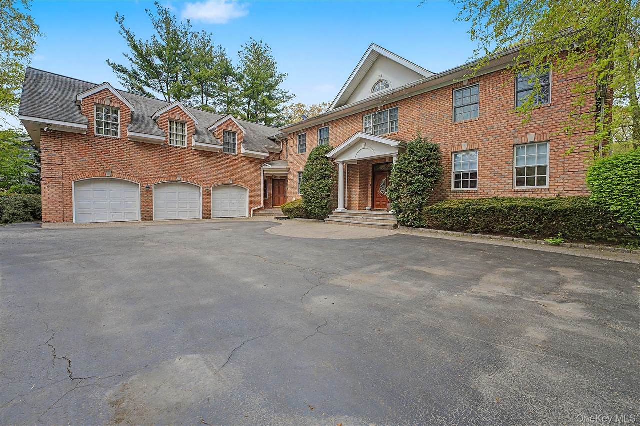 12 Chauncey Place - Photo 1
