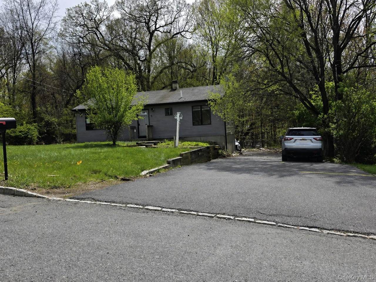 8 San Marcos Drive - Photo 1