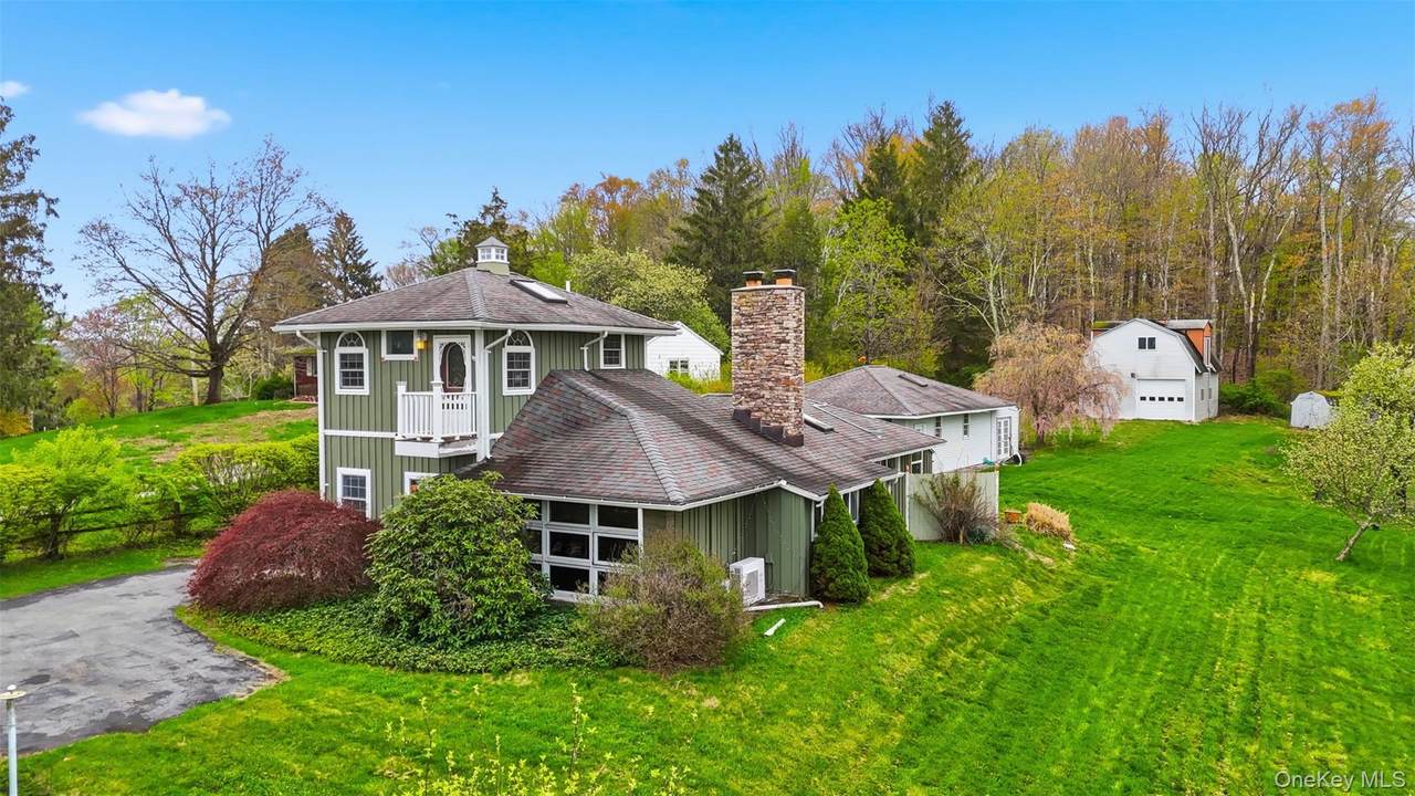 79 Hornbeck Road - Photo 1