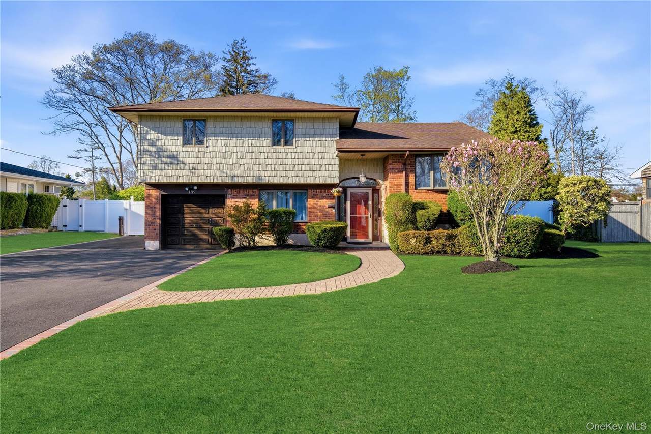 189 Marilynn Street - Photo 1