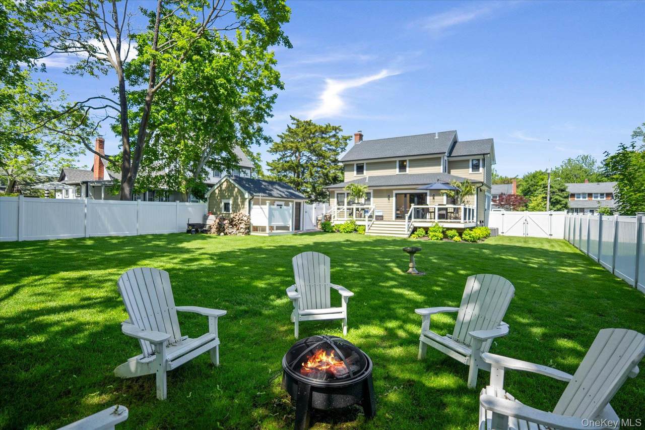 619 Bailey Avenue - Photo 1