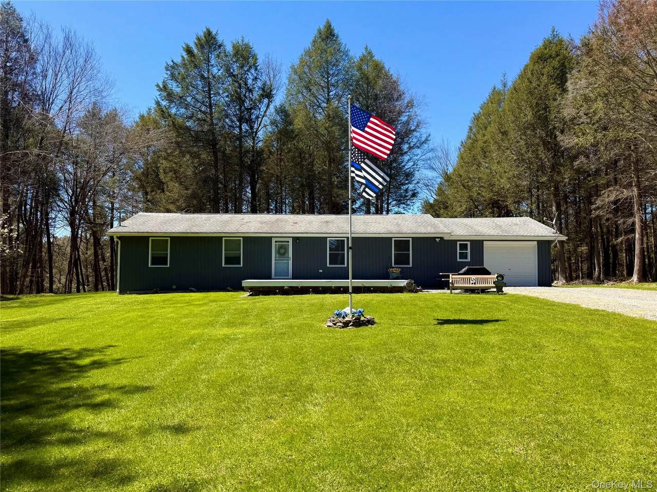 61 Pioneer Drive - Photo 1