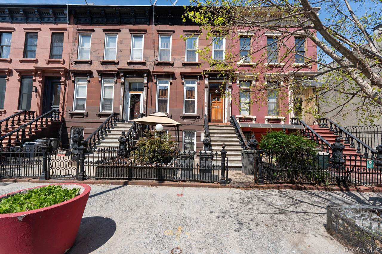 367A Quincy Street - Photo 1