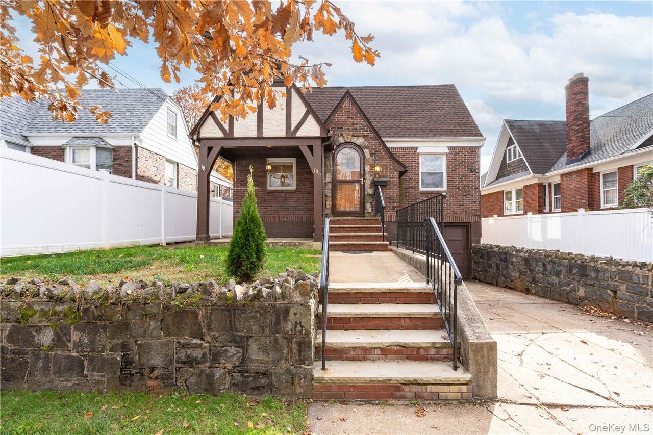 156 Goodwin Avenue - Photo 1