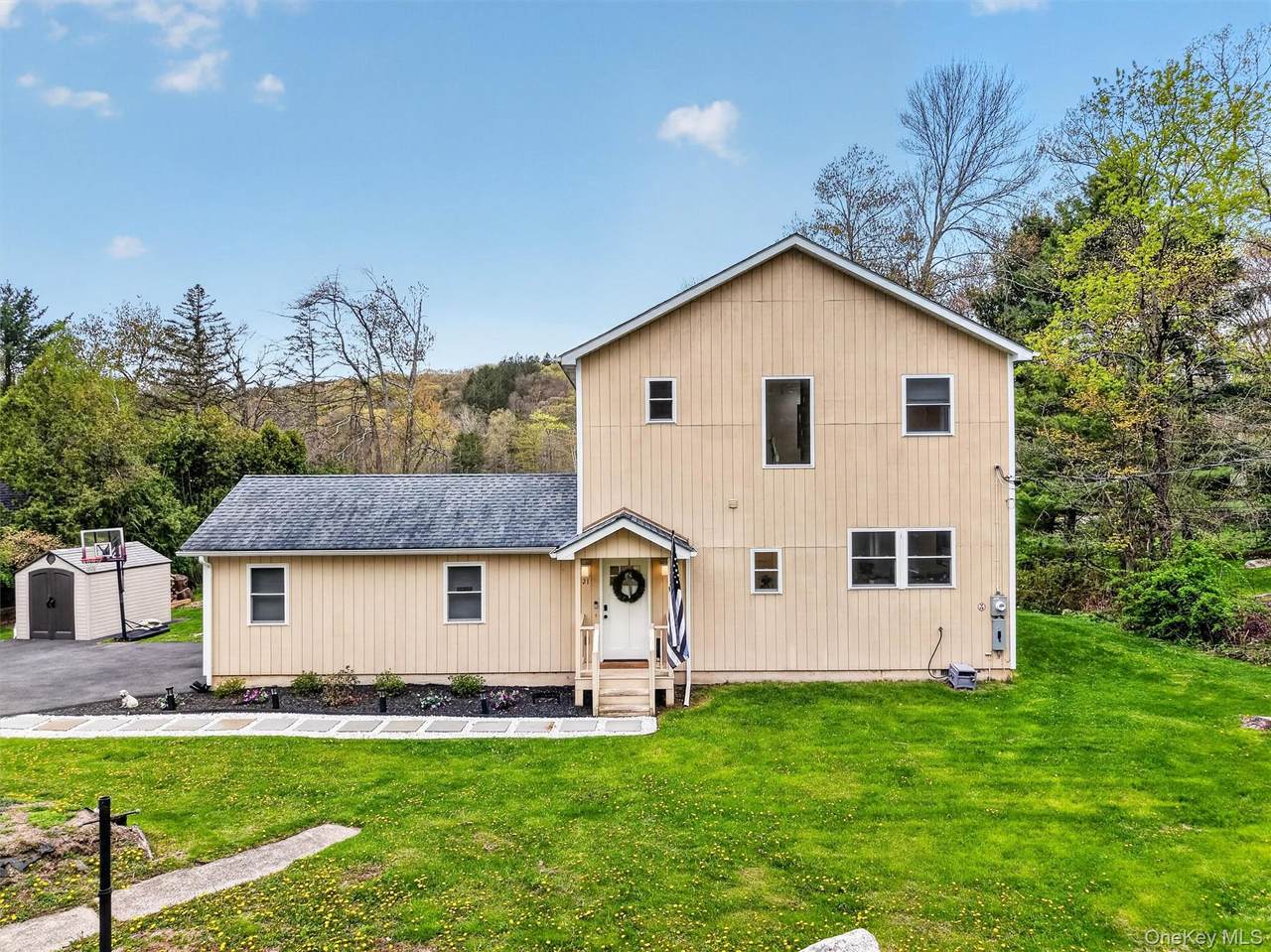 21 Kent Lake Avenue - Photo 1
