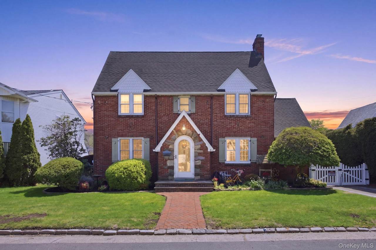 110 Bedford Avenue - Photo 1