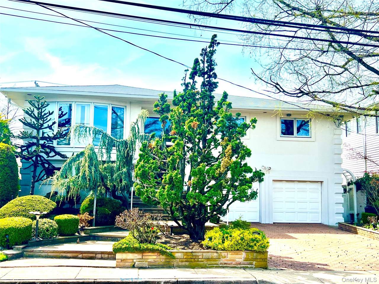 728 Arbuckle Avenue - Photo 1