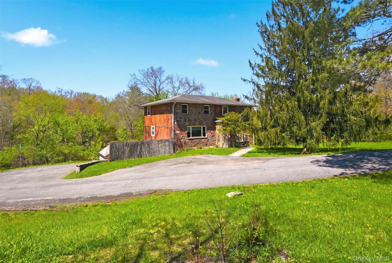 131 State Route 208 - Photo 1