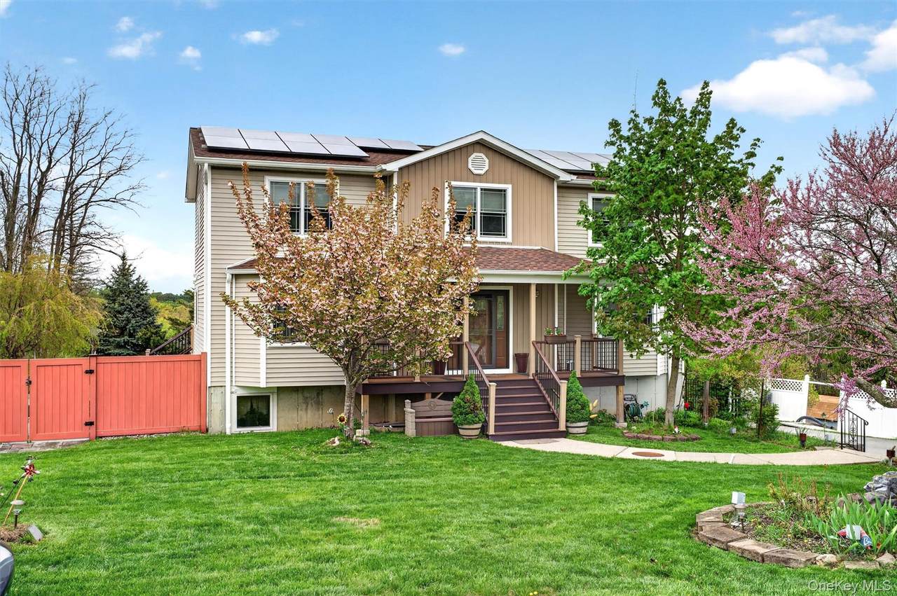 349 Mountain Avenue - Photo 1