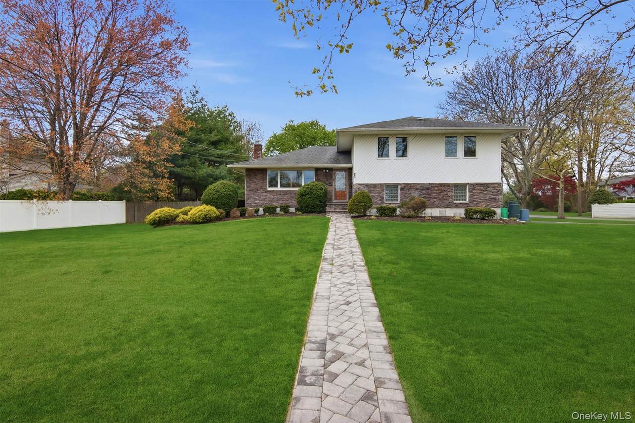 23 Sarina Drive - Photo 1