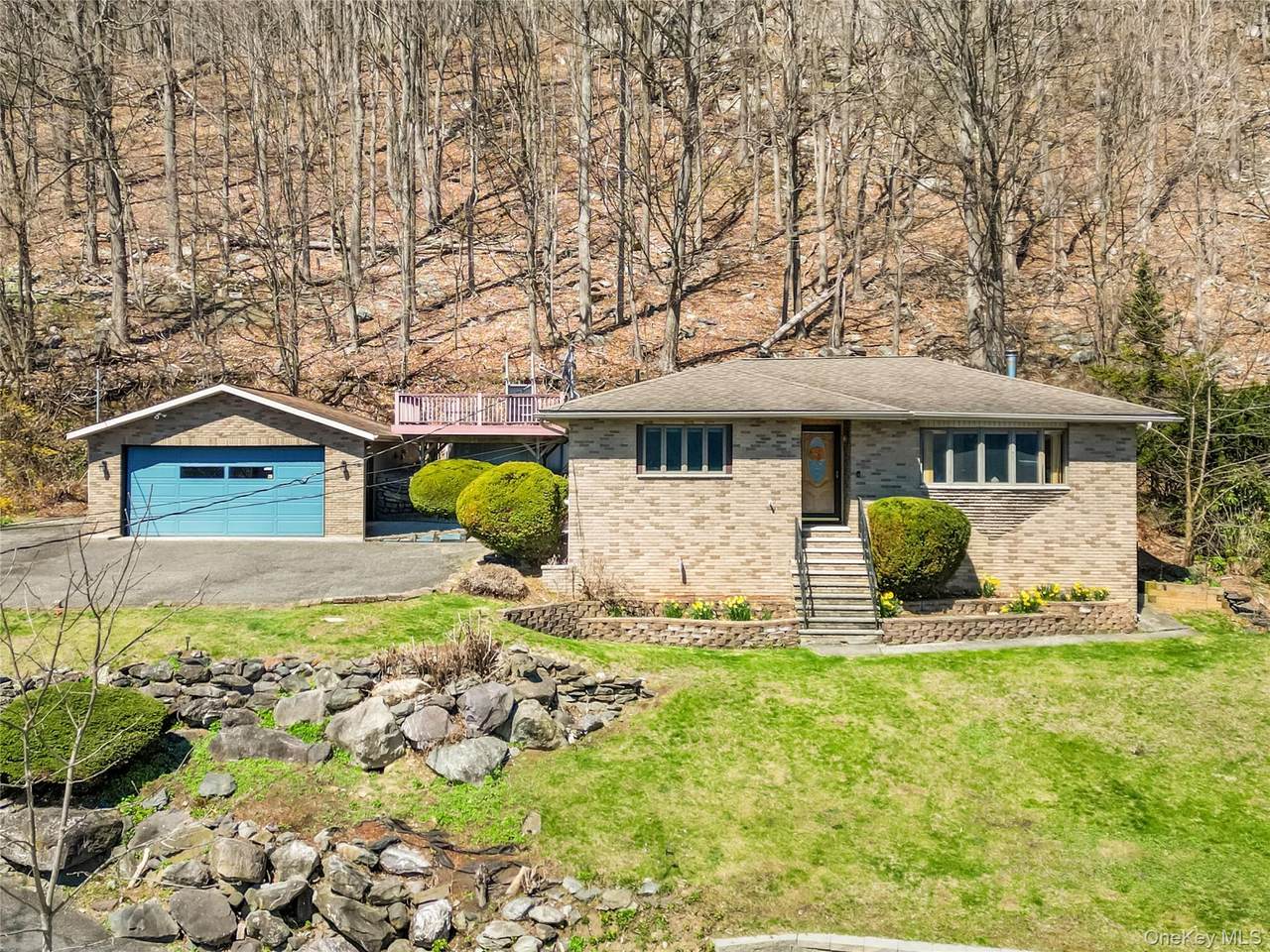 621 Jersey Avenue - Photo 1